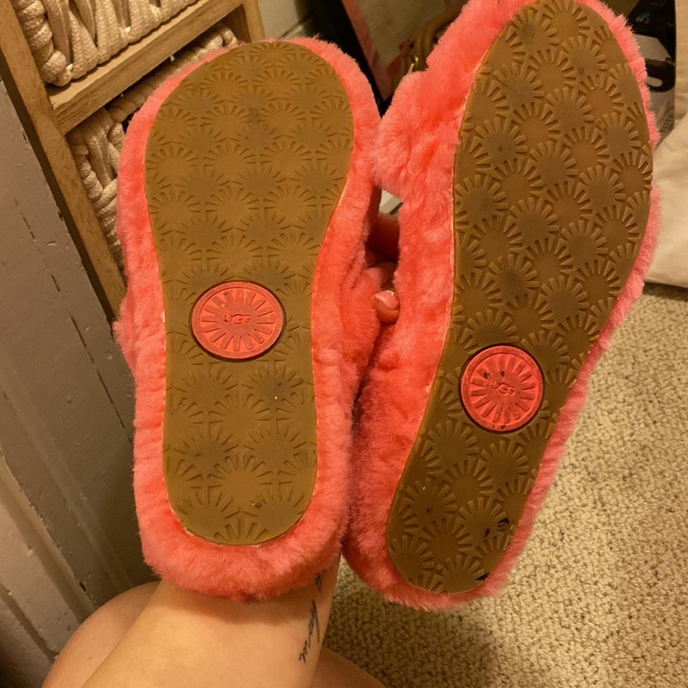 Ugg Fluff Yeah Slides. - image 4